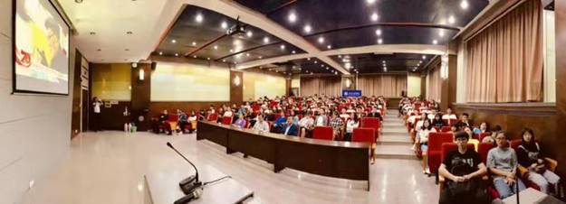 http://www.xaiu.edu.cn/__local/E/C9/70/A92817C48AD4699130CA317FA42_A435E529_A067.jpg